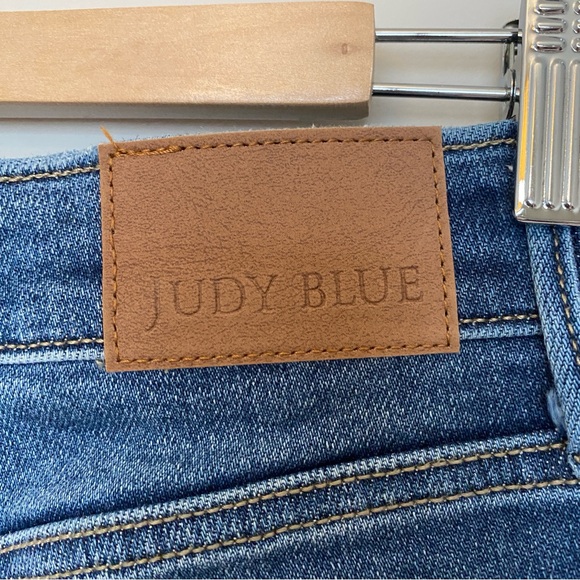 Judy Blue Mid Rise Vintage Wash Boyfriend Jeans Size 7|28 - Picture 8 of 16